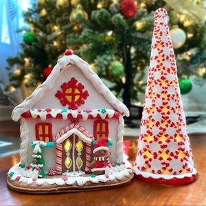 LIGHT UP Gingerbread House and Peppemint Tree bundle NWT